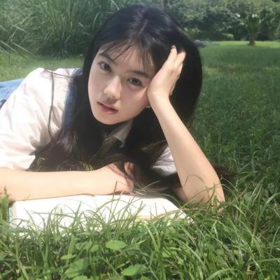 笼中女